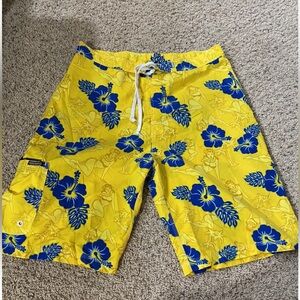 Ripzone swimming shorts size 37-38 Waist Yellow w/ blue flower Swim Trunks